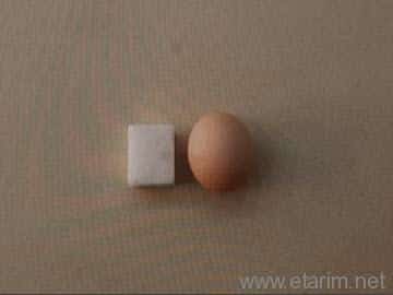 Küp şeker büyüklüğünde yumurta